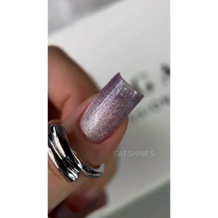 Gel polish Cat Shine №5 9 ml Saga Professional - Gel Nail Polish