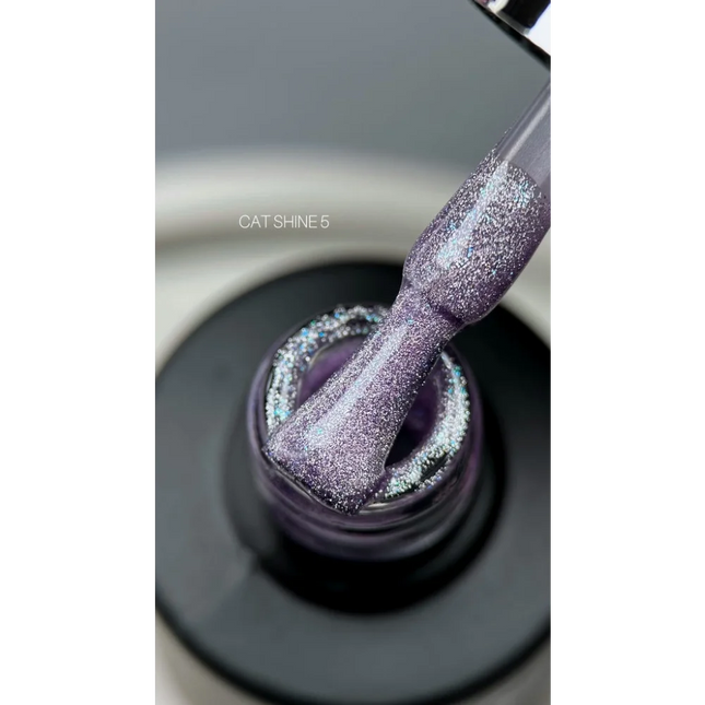 Gel polish Cat Shine №5 9 ml Saga Professional - Gel Nail Polish
