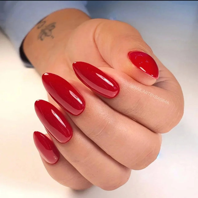 Gel Polish Desire 102 Classic red 8ml KARO - Gel Nail Polish