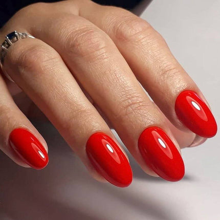 Gel lak Desire 102 Classic červená 8ml KARO