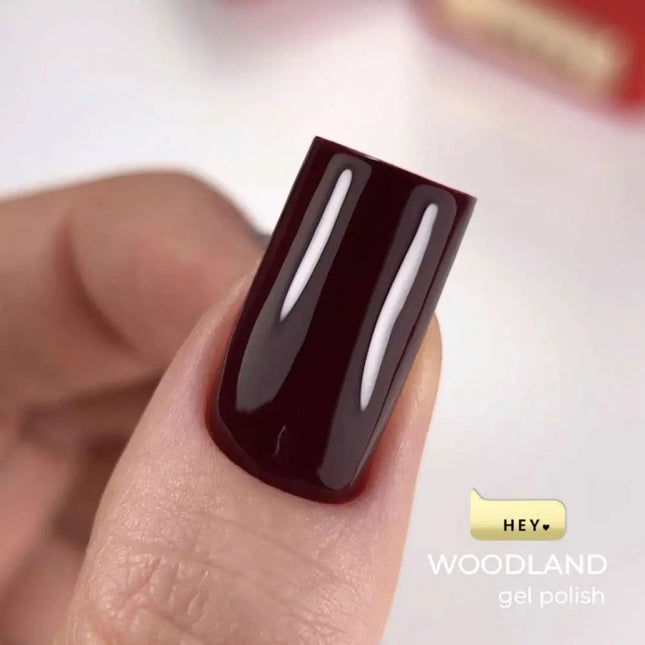 HEYLOVE Gel Polish Woodland 15ml - Dark Mahogany
