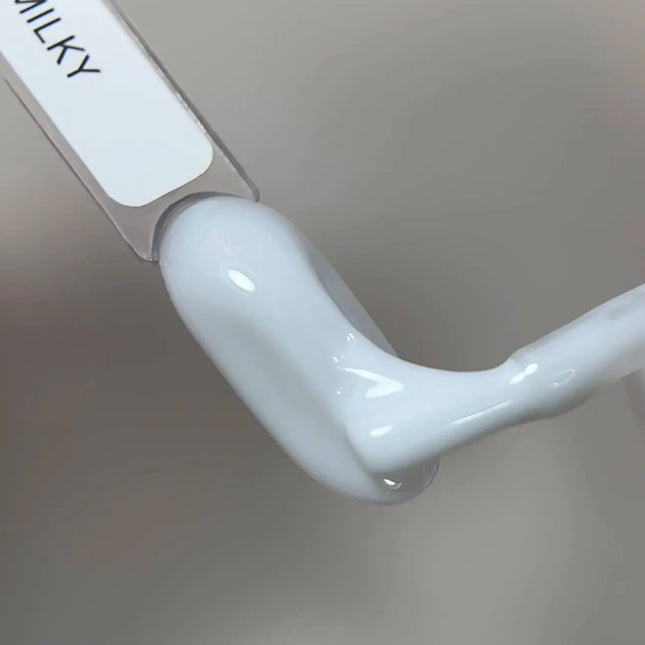 Modellergel voor nagels (vloeibaar) – HEYLOVE Smart Gel "Milky", 15 ml