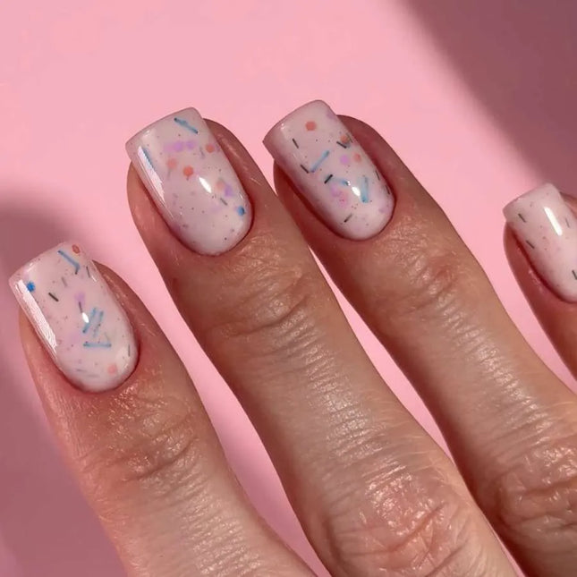 Luna Tutti Frutti Basislaag №21 Milky Pink met meerkleurige vormen 13ml