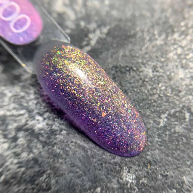 Luna Gel Polish №200 Kleur Lichtpaars met fijne holografische folie 8ml