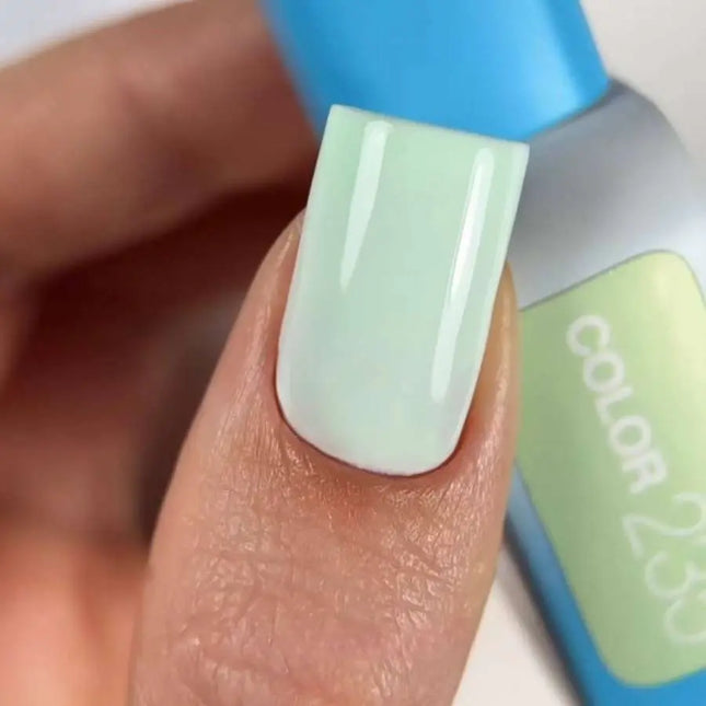 Luna Gel Polish №235 Kleur Pastel Mint 8ml
