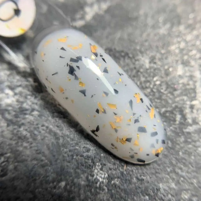 Luna Marble Basislaag №10 Melk met goud- en zwarte folie 13ml