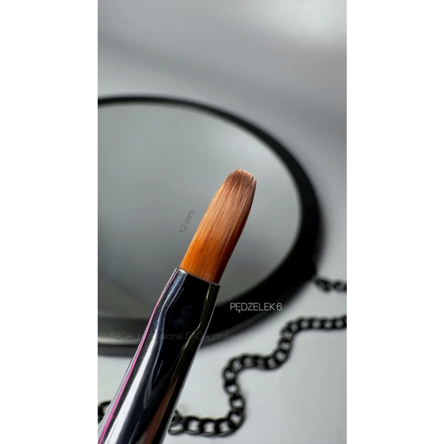 Nail brush Oval 12mm №6 Saga Professional - Nail Art Brushes
