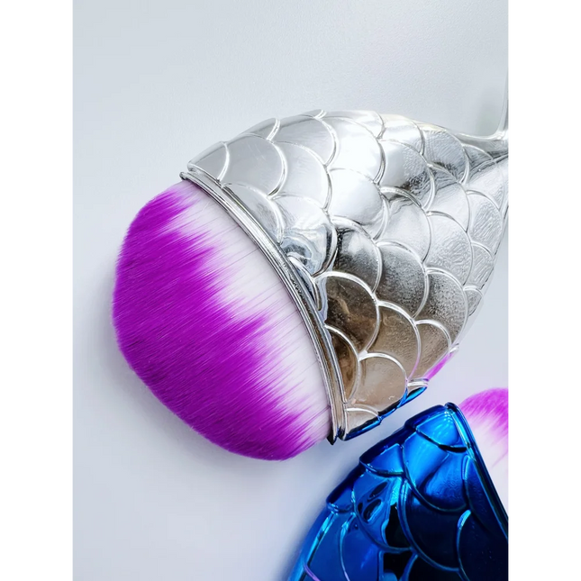 Nail dust brush Small Fish - Nail dust brush