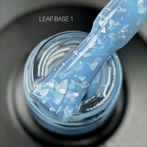 Saga Leaf Strato di base №01 Blu vivido con foglia d'argento 9ml