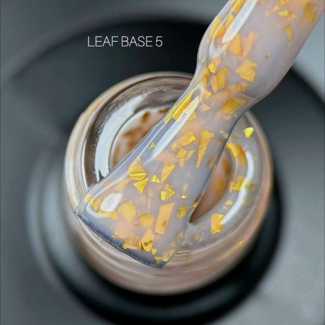 Saga Leaf Grundlack №05 Wüstensandbraun mit Goldfolie 9ml