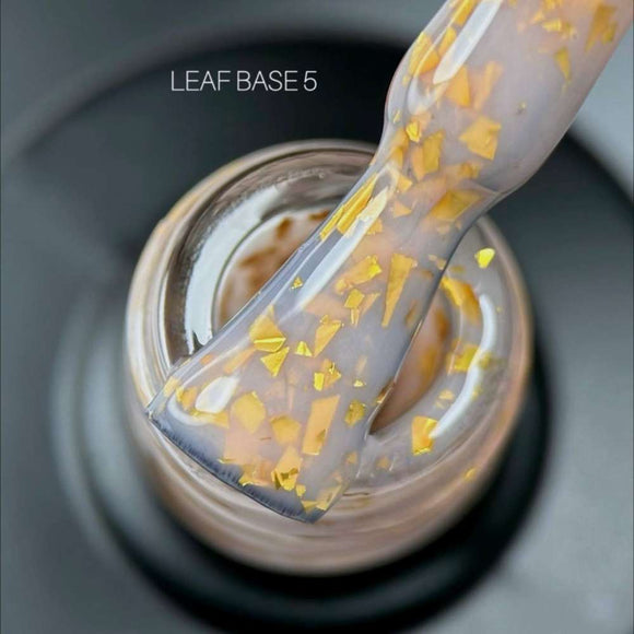 Saga Leaf Grundlack №05 Wüstenbraun mit Goldfolie 9 ml