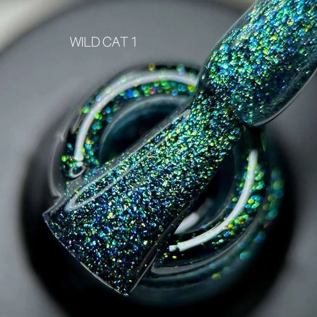 Saga Cat Eye Wild №1 Зелений Синій Золотий 9 мл