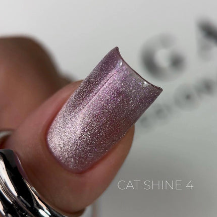 Saga Cat Eye Shine nº 04 Violet Blush com Glitter Roxo 9ml