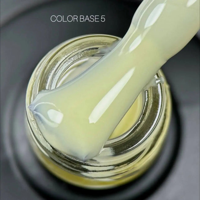 Saga Color Basislaag №05 Zacht Geel 10ml