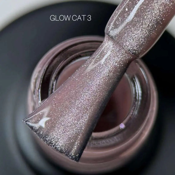 Saga Cat Eye Glow N.º 3 Beige Lila 10 ml