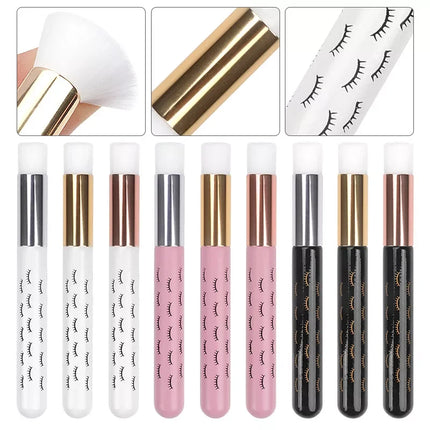 Small brush for cleaning eyelashes - Eyebrow and eyelash brushes